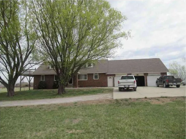 14700 SW Meadowlark Rd, Rose Hill, KS 67133