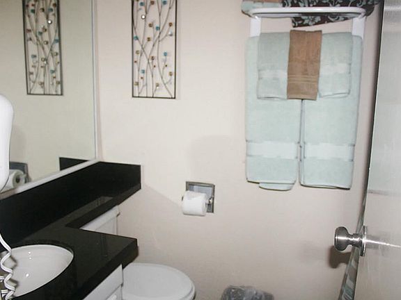 3rd image of 6300 Seawall Blvd Unit 6301
