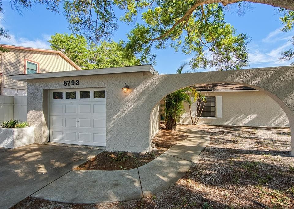 1st image of 8793 Bridlewood Way