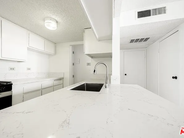 421 S La Fayette Park Pl APT 711, Los Angeles, CA 90057