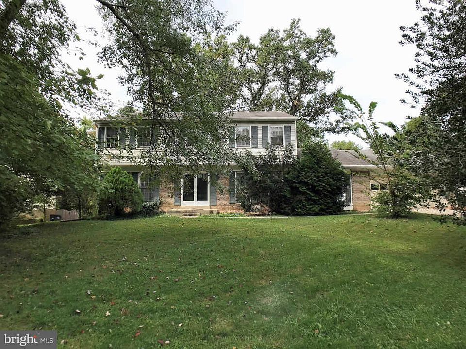 1st image of 1926 Freedom Ln