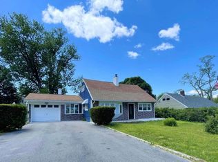 895 Obrien Ave, Schenectady, NY 12303