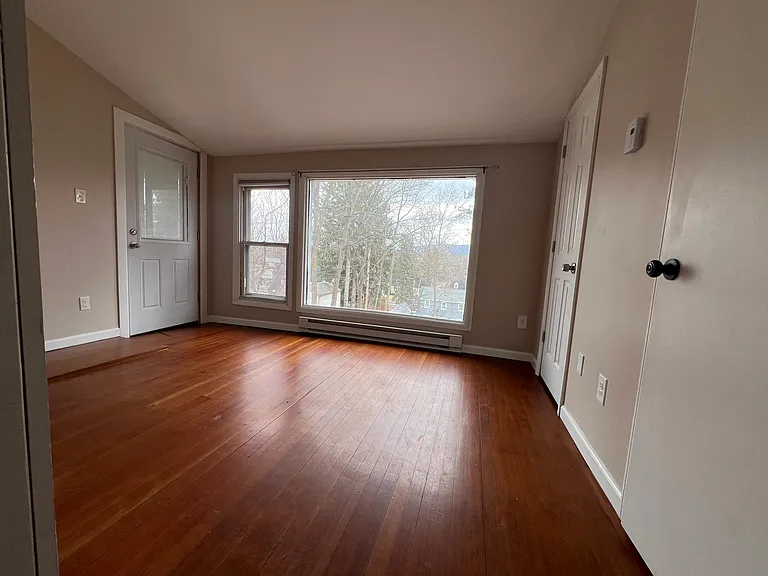 234 E Hamilton Ave — Photo 32