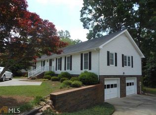 320 Wynterhall Dr, Griffin, GA 30224