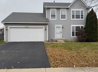 825 Grant Dr, Minooka, IL 60447