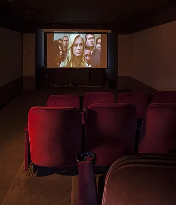 Rented by Hudson Park NY LLC | media 10