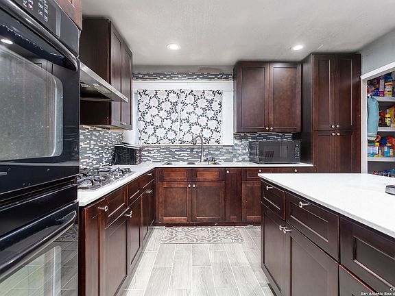 5th image of 3306 Tillie Dr