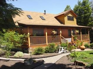 42 Wilderness Dr, Bowdoinham, ME 04008