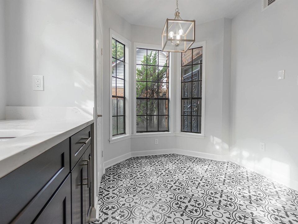1st image of 6708 Millers Pond Cir