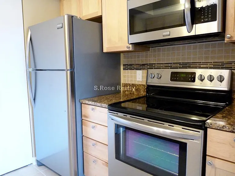 1731 Beacon St #514 — Photo 4