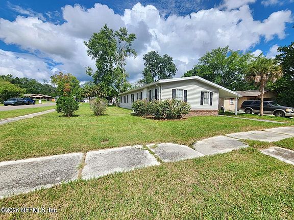 3rd image of 5827 AUGO Lane