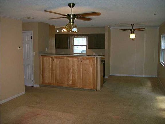 5th image of 2408 Parker Dr