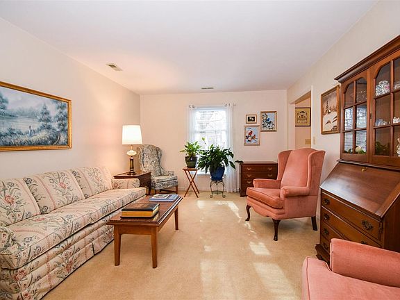 5th image of 4111 Norwood St SW