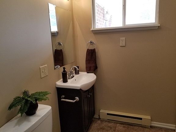 5th image of 2262 N Glenwood Ave