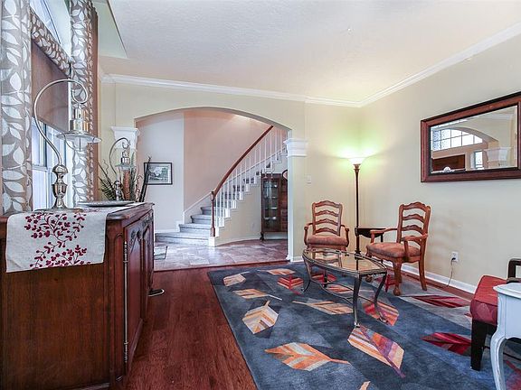 5th image of 24019 Doverwick Dr
