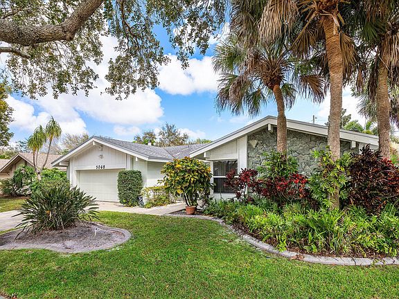 3rd image of 3068 NW 25th Way