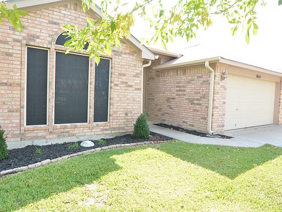 4th image of 1611 Bent Oak Dr