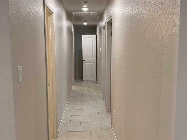 2432 FM 1113 — Photo 11