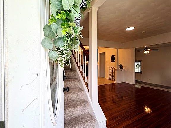 3rd image of 4752 Westgrove Rd