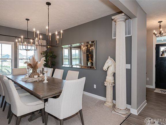 5th image of 9789 Winding Creek Blvd