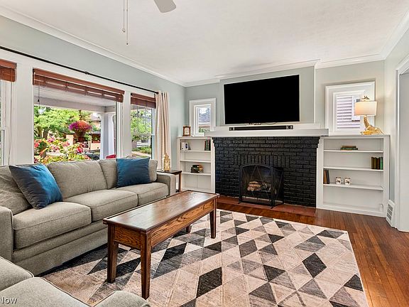5th image of 1611 Woodward Ave