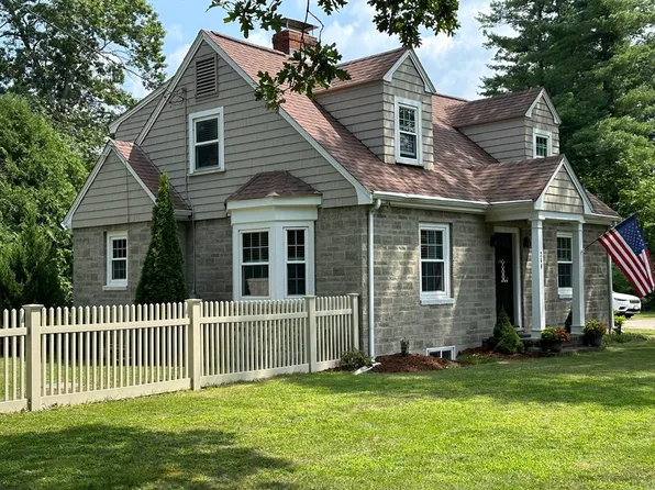 260 Mount Vernon Ave, North Attleboro, MA 02760