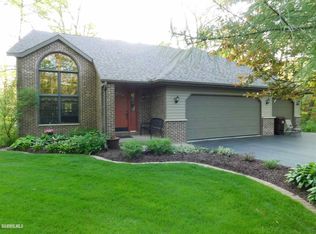 656 N Quail Dr, Lena, IL 61048