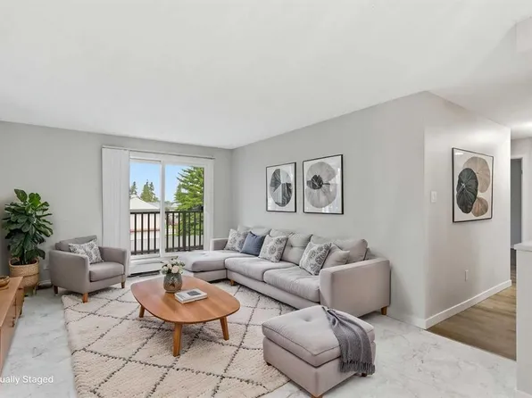 550 S Westwood Dr SW #310, Calgary, AB T3C 3T9