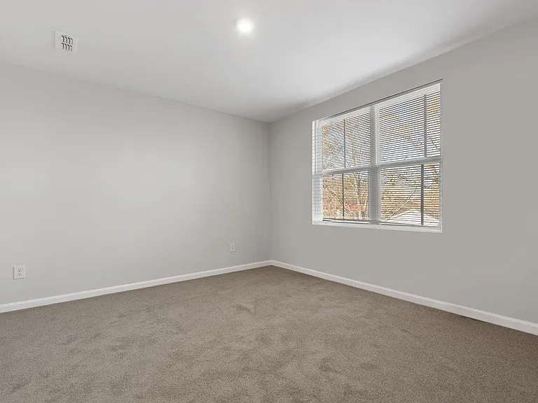 109 Brooklane Ct — Photo 24