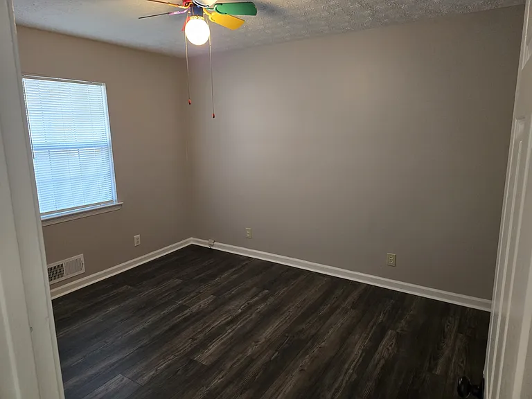 15 Steele Dr #A — Photo 8