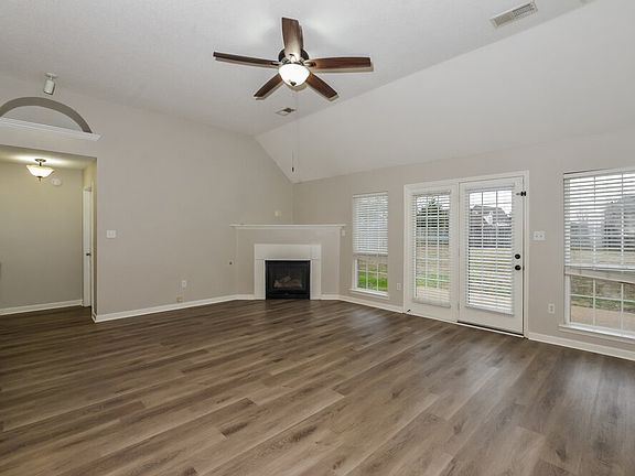 5th image of 2104 Eubanks Ln