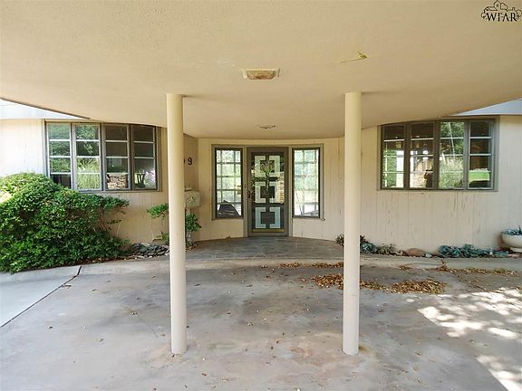 5th image of 109 Pembroke Ln