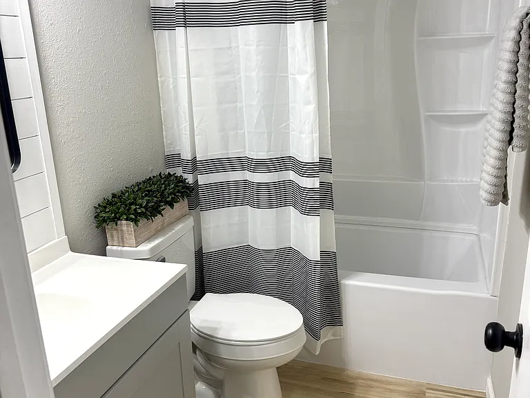 82 Lemans Ct — Photo 9