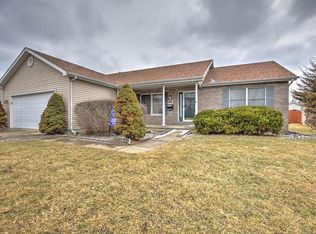 2035 Carl Ct, Decatur, IL 62526