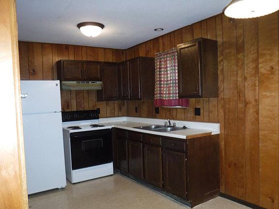 5th image of 3207 Squire Ln #1/2
