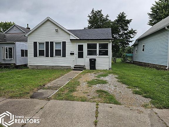 4th image of 309 N Moore St