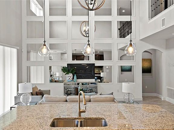 3rd image of 2027 Arbor Mist Dr
