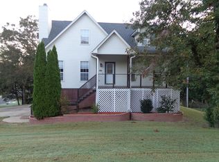 501 Preston Dr, Russellville, AR 72802
