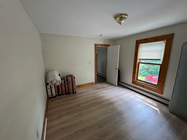 Bedroom 2 - Pic #2