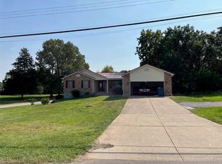 1107 Richeson Rd, Potosi, MO 63664