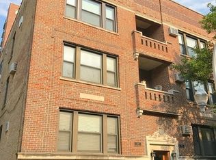 3807 N Fremont St #P, Chicago, IL 60613