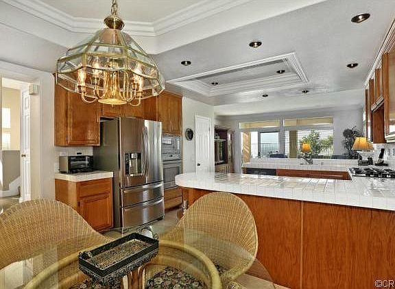 5th image of 447 S Laureltree Dr