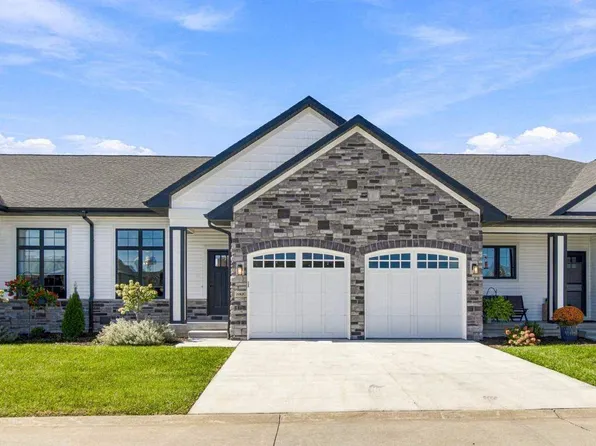 2882 Crimson Ln #C, Coralville, IA 52241