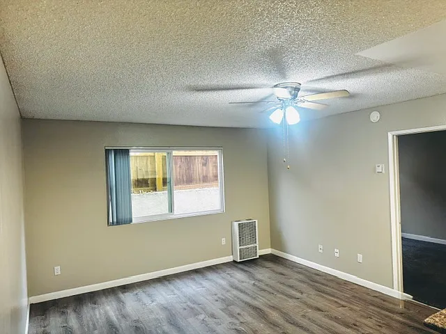 Moss Garden Apartments — Photo 12