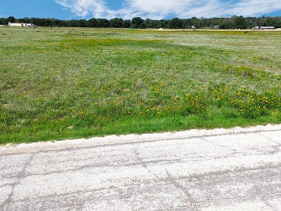 4th image of 237 Colonial Ln LOT 114