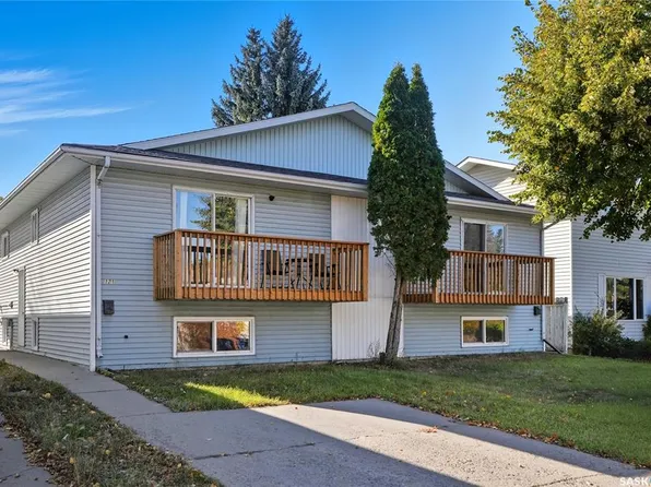 121 Olmstead ROAD, Saskatoon, SK S7M 4L9
