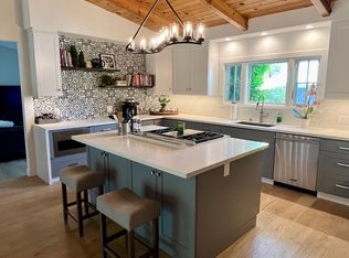 1190 Garden Ave, Saint Helena, CA