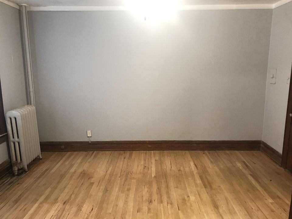 1st image of 2900-2902 Cottage Dr #103