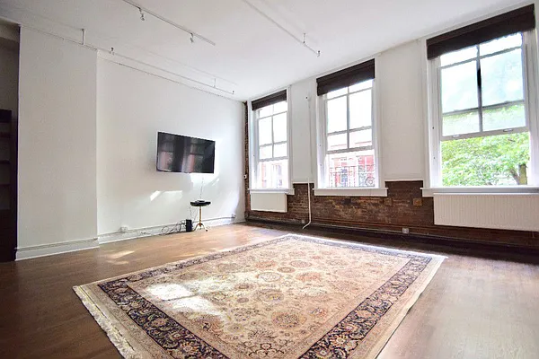 Rented by Sovereign Associates | media 15