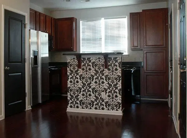 2 bed, 1000 sqft, $2,095 — Photo 1